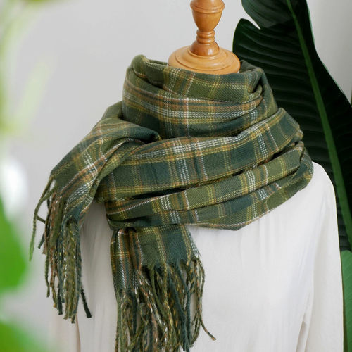 雪松的冬天，显白墨绿，保暖围巾