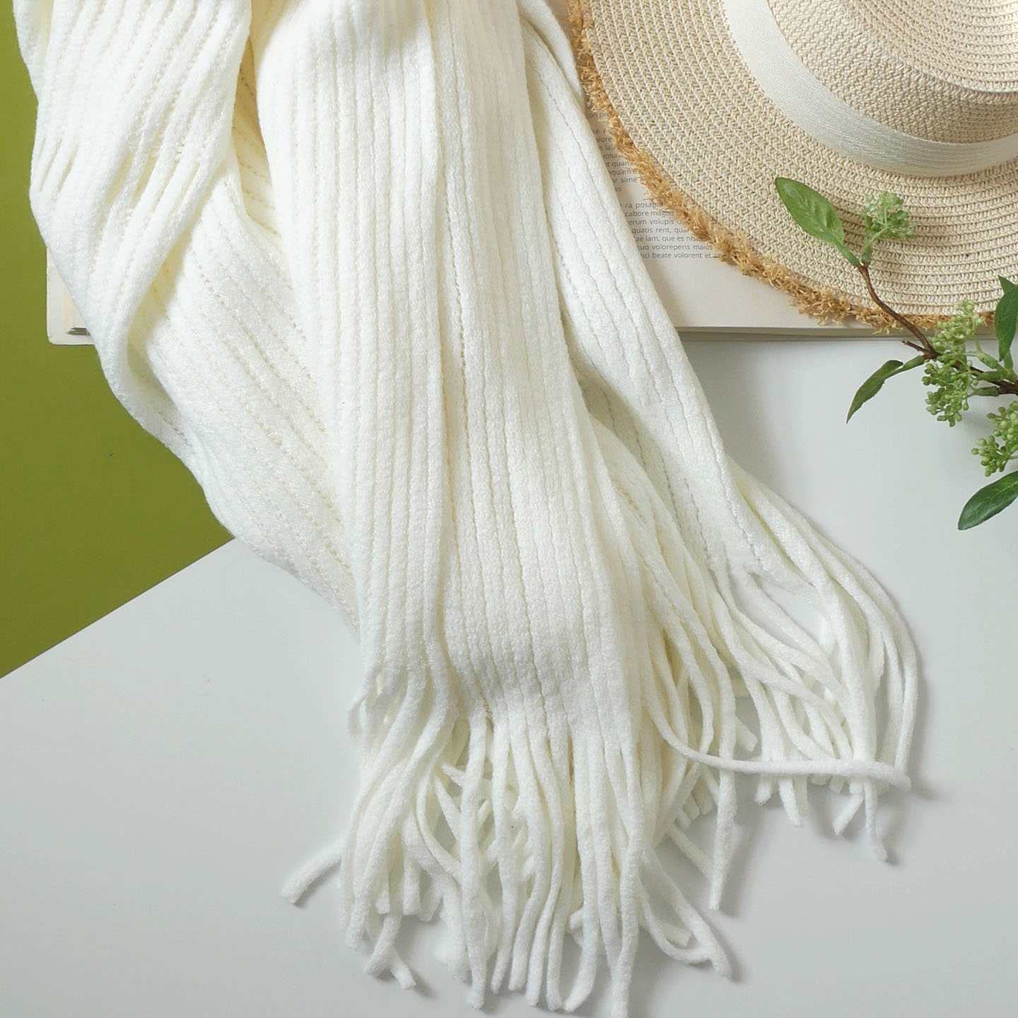 落雪之洲，白色毛线围巾