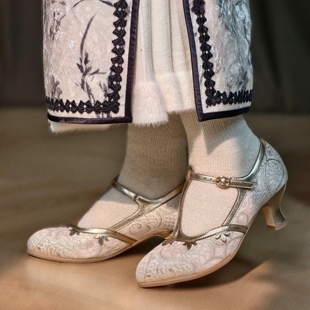 酒杯跟丁字带玛丽珍旗袍单鞋 奈里复古温柔古董鞋 维多利亚中古鞋