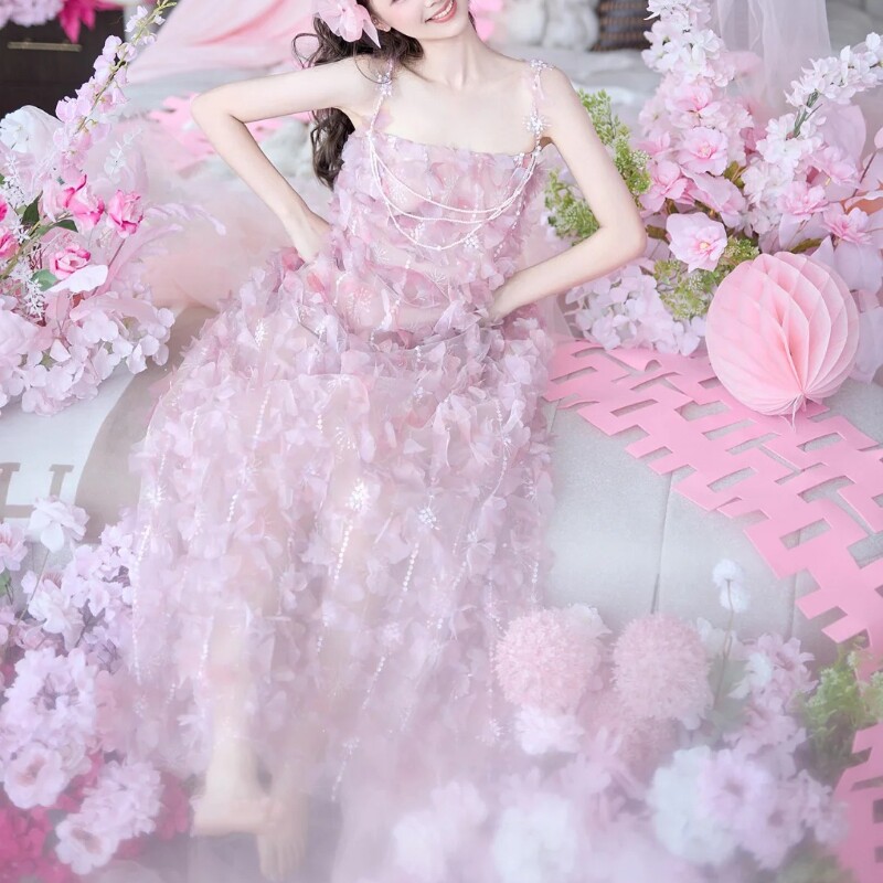 粉色吊带晨袍女新娘高级感轻奢小众超仙重工花朵聚会晚礼服裙仙气