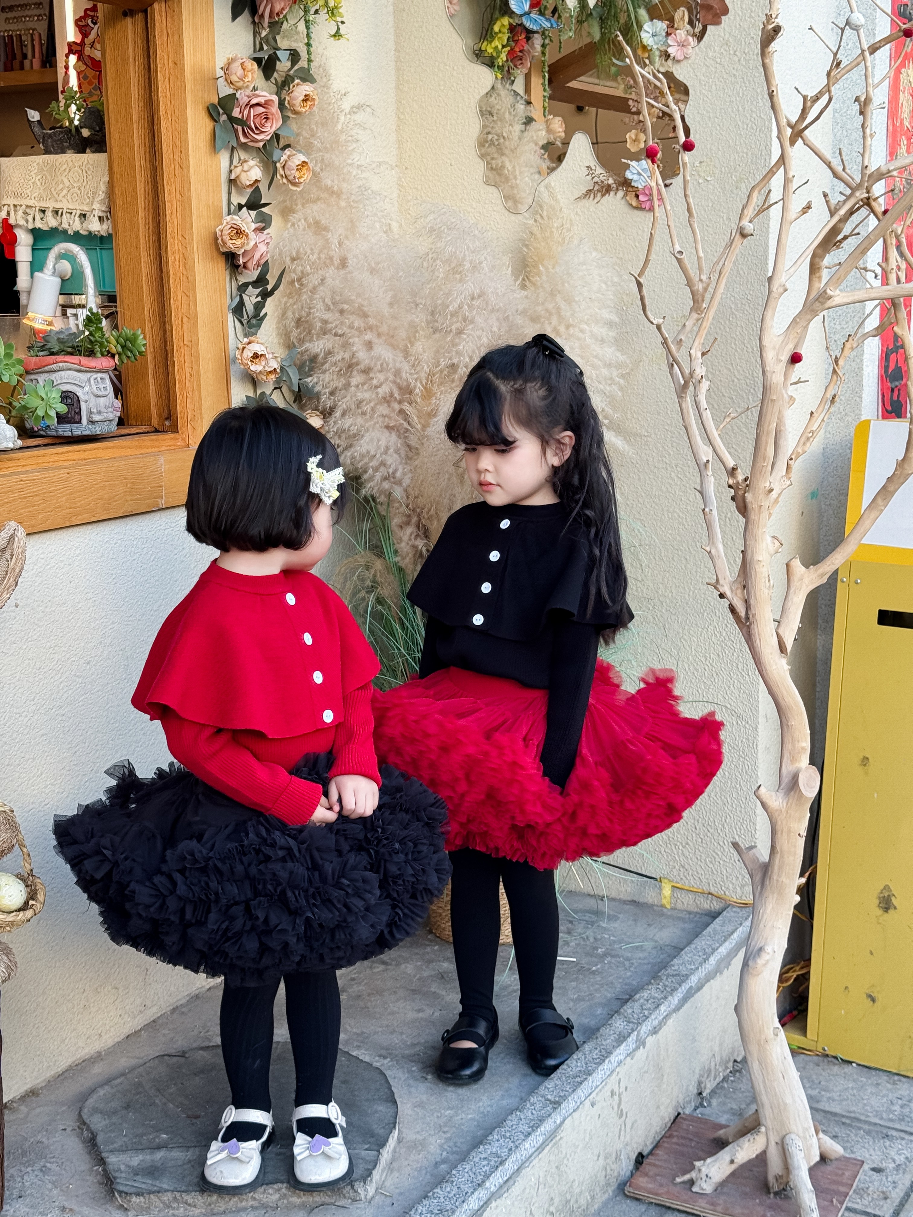 甜酷风女宝黑色兔兔裙套装洋气长袖斗篷毛衣配大红色半身裙蓬蓬纱,童装/婴儿装/亲子装,半身裙,淘宝优惠券,粉丝福利购,淘宝优惠卷