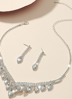 町卡奢华满钻新娘婚纱首饰套装 时尚气质优雅百搭项链耳环两件套