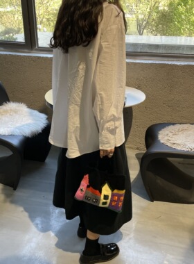 ONEBLUE 原创自制 手工可爱毛线房子手提包