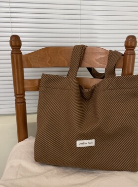 OneBlueNook丨限量 复古棕黄色格纹 大容量 秋冬羊毛托特大包