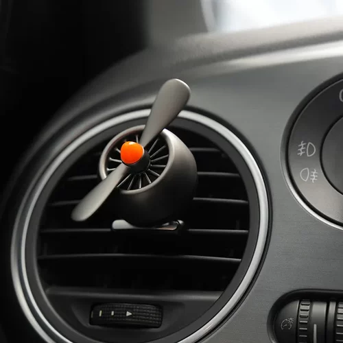 锌合金车载香水车载出风口香氛