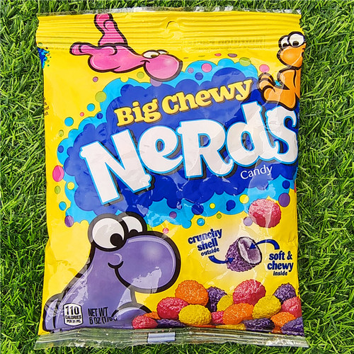 松脆大粒夹心咀嚼糖水果甜酸糖果