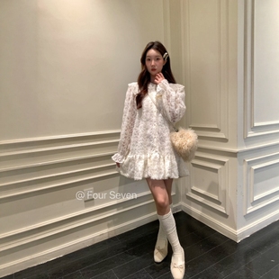 刺绣花瓣领 原创正品 毛线绣花蕾丝花苞裙摆A字连衣裙 SEVEN FOUR