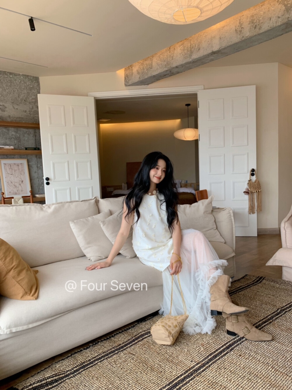 FOUR SEVEN 2025秋新 韩版立体花面料拼花边网纱裙摆假两件背心裙