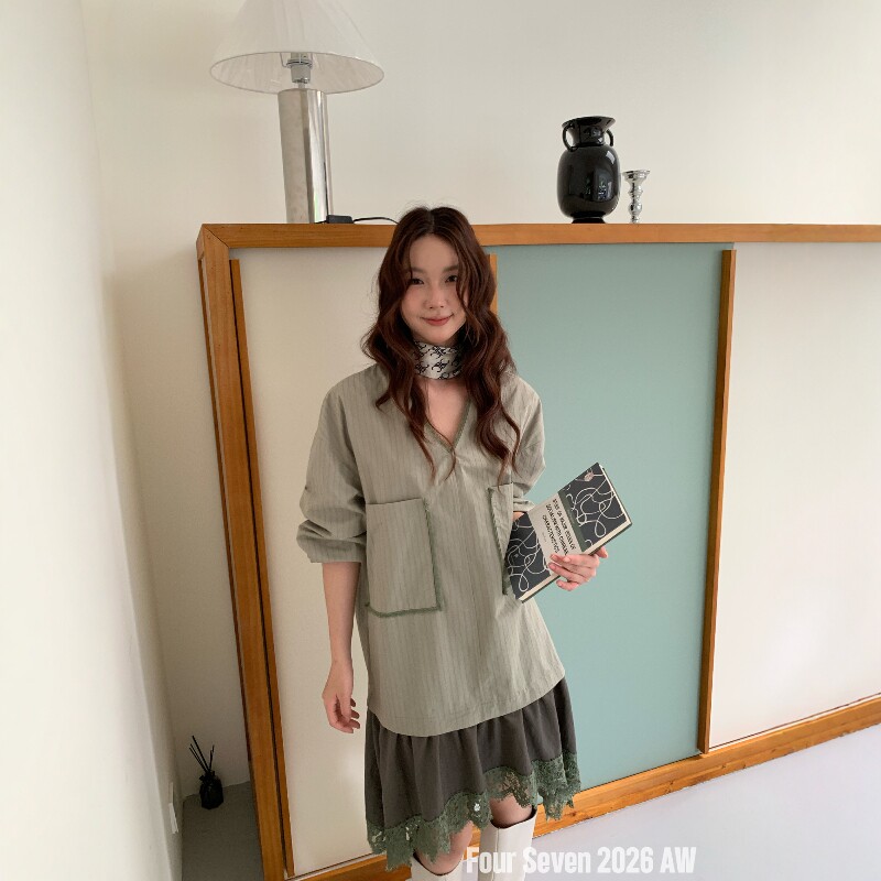 FOUR SEVEN 2026AW 设计感韩系V领大口袋拼色假两件花边衬衫裙