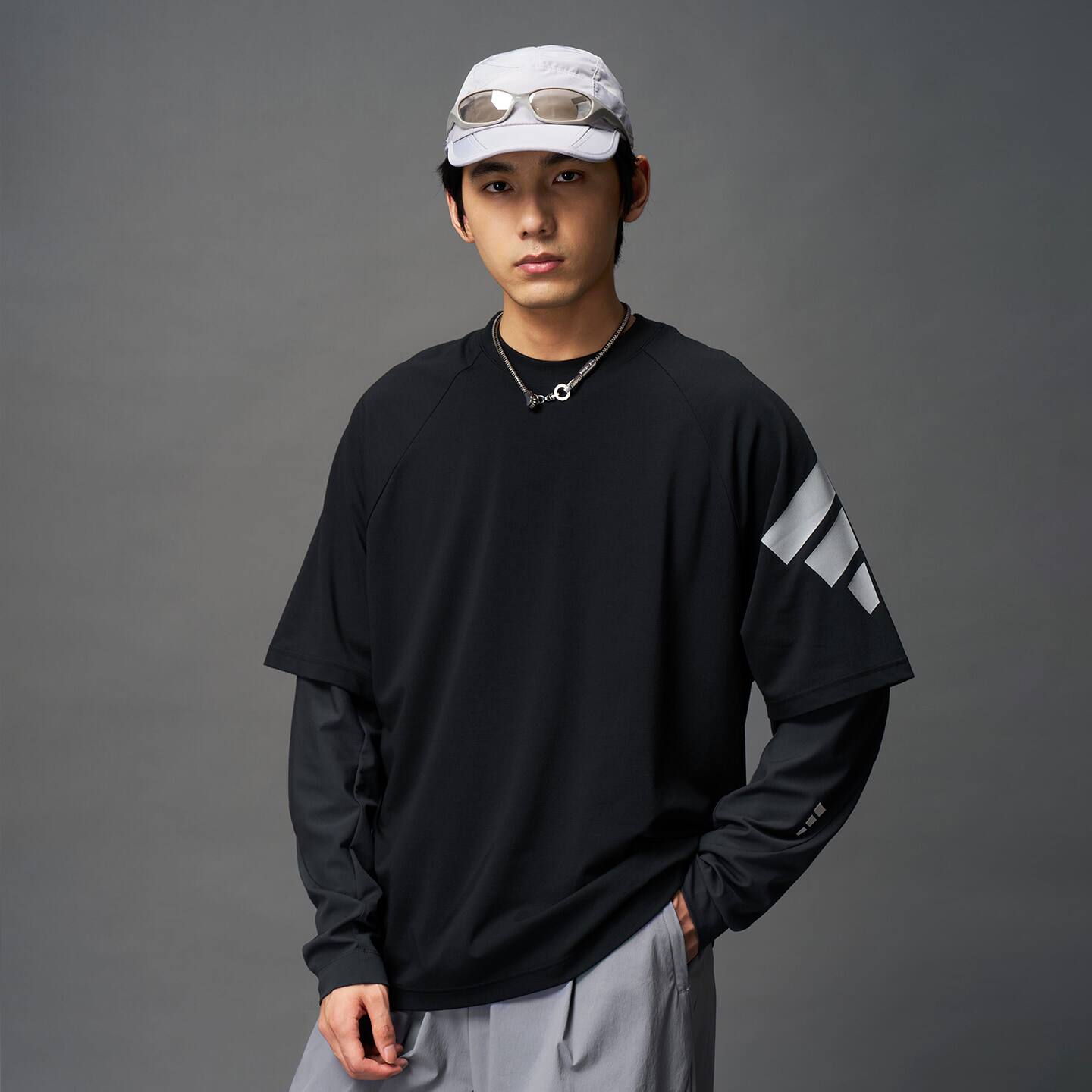 阿迪达斯男子宽松短袖圆领T恤KH1485|KH1486|KH1487 - 实物图