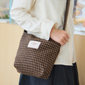 sobag复古格纹斜跨小方包女驼色2026秋冬质感文艺小众休闲毛呢包