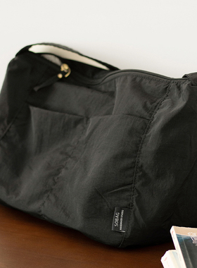 sobag2025日系休闲防水尼龙斜挎单肩布包女设计感轻便通勤饺子包