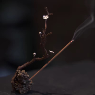 爱曼器 月拾伍纯手工原创设计梅花香插银兰花太湖石黄铜高端摆件