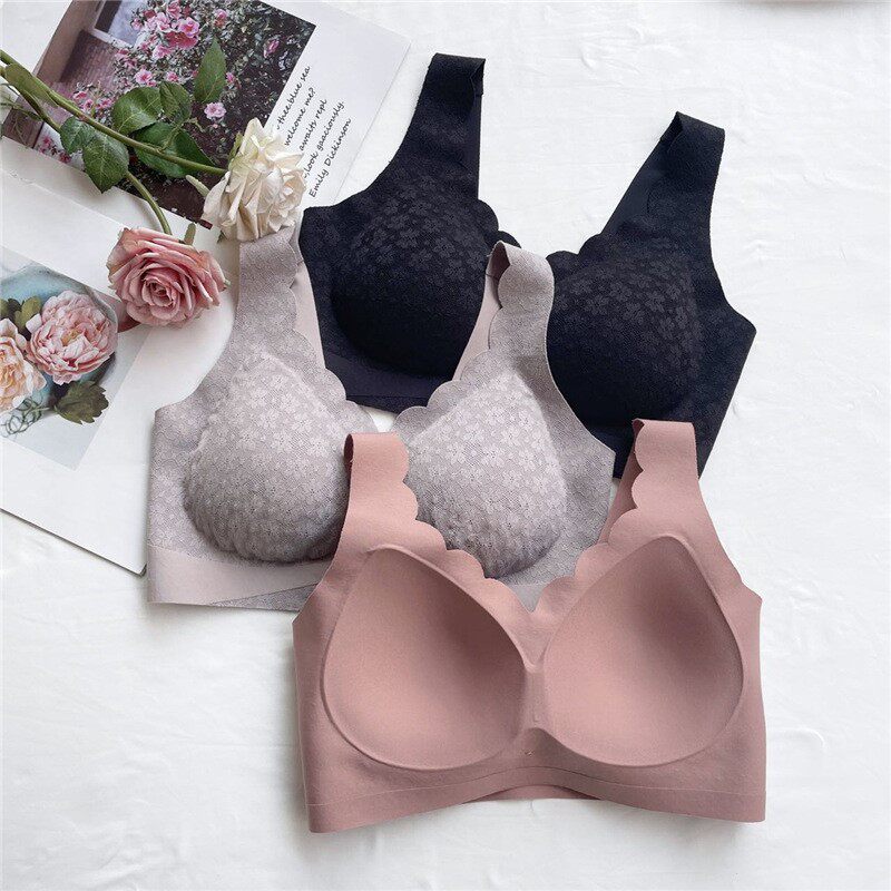 内衣女小胸聚拢厚款调整型上托收副乳胸罩性感蕾丝无钢圈文胸冬季