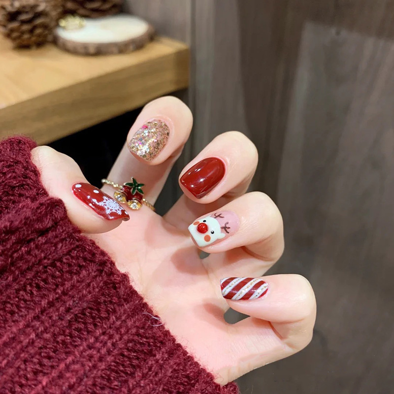 圣诞美甲 手工定制成品美甲贴片 红色雪花小鹿穿戴甲显白指甲贴片