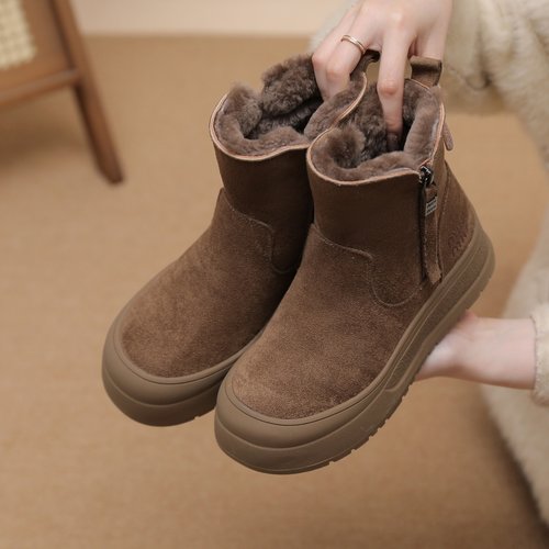 真皮加绒加厚雪地靴软底防滑棉鞋