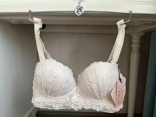 韩国EBLIN蔷薇之恋甜美时尚蕾丝边无钢圈收副乳聚拢性感女士内衣