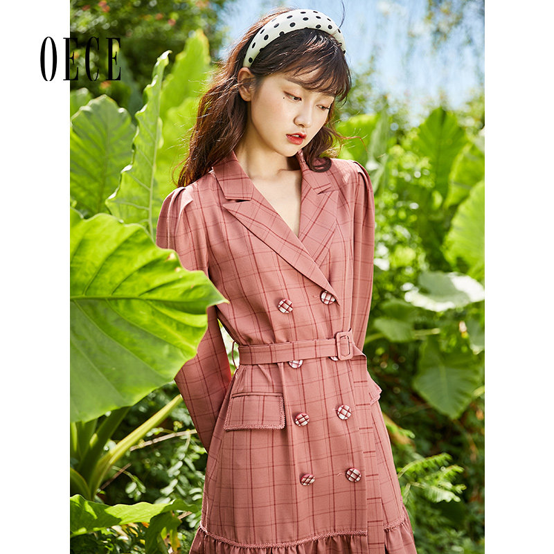 Oece春装女装 可甜可盐蜜桃粉格纹复古西装领长袖连衣裙