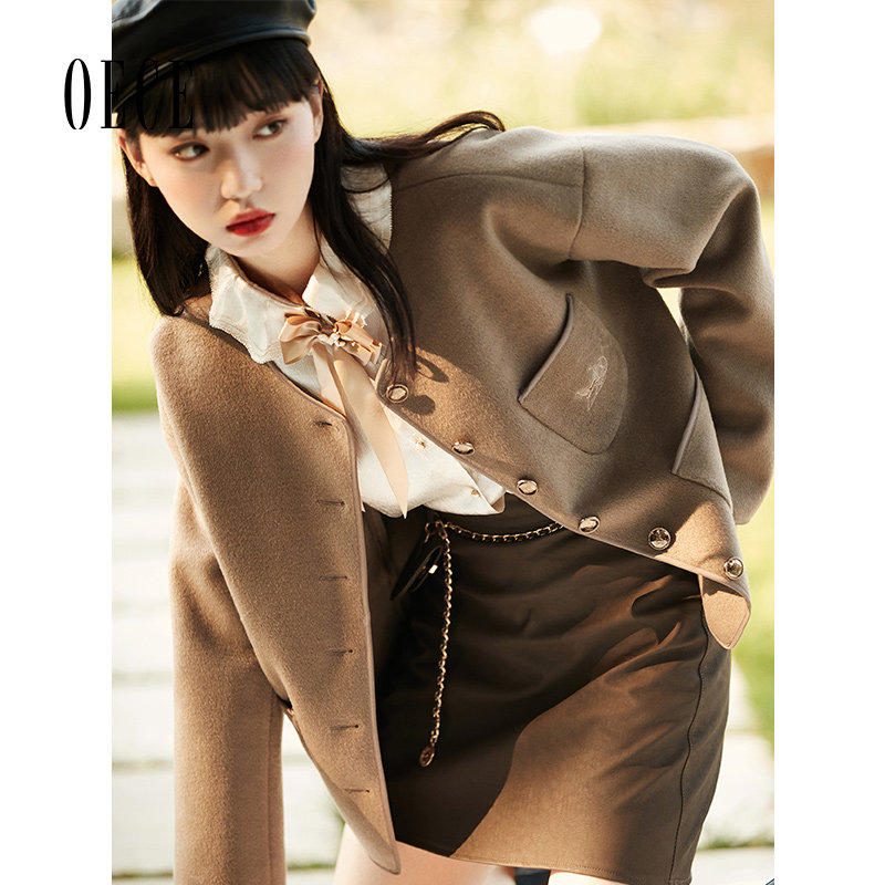 Oece复古短款外套秋冬季新款女装设计感小个子气质大衣