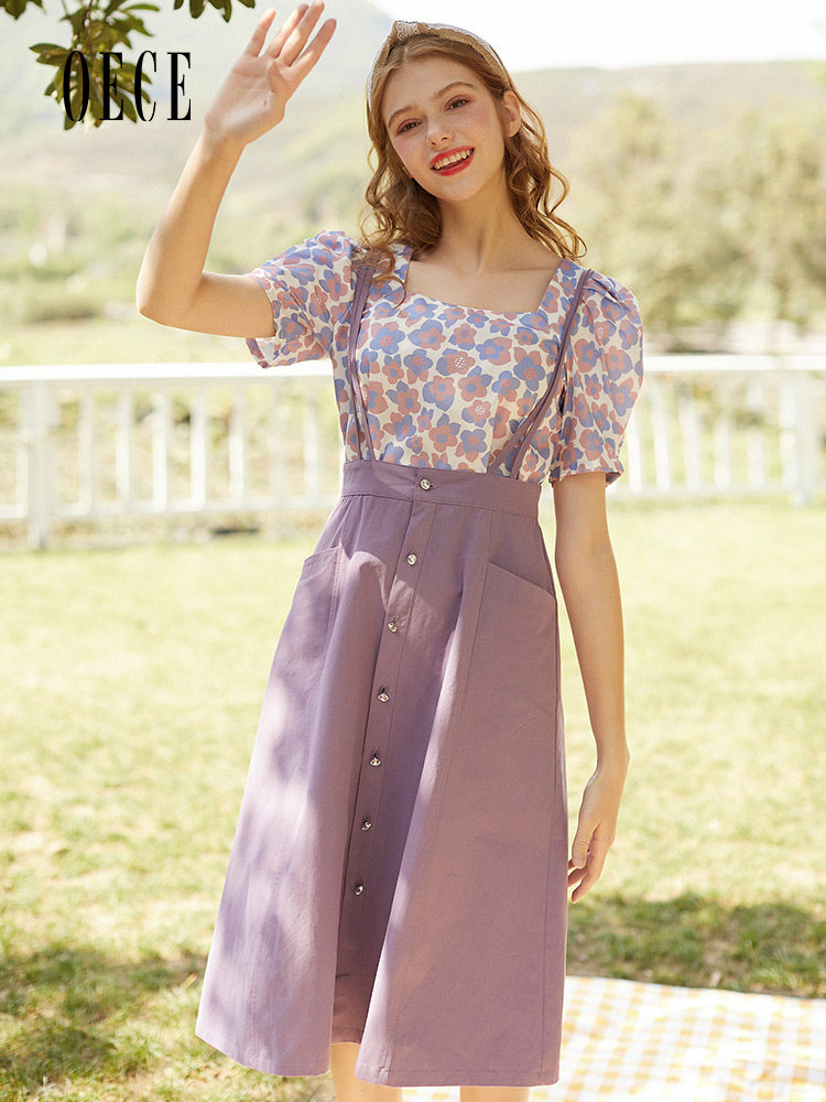 oece夏装新款女装元气紫色小碎花复古泡泡袖上衣背带裙套装