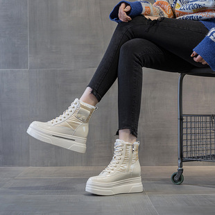 冬天搭配大衣裙子的鞋子女款厚底内增高雪地靴防滑加绒保暖马丁靴