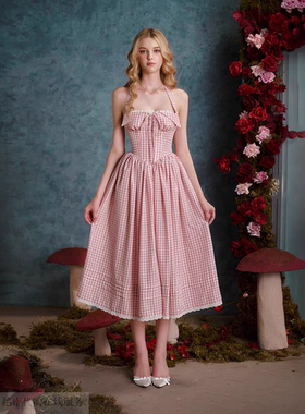 越十年越南小众sissy新款甜美格子蕾丝花边吊带连衣裙