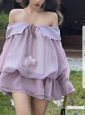 十年越南小众ONONMADE露肩短款连衣裙长袖粗腰及胸蕾丝迷你连衣裙