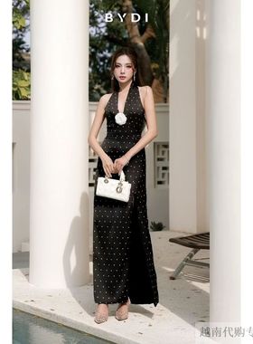 越十年越南小众Bydi新款性感挂脖露背波点修身显瘦高开叉连衣裙