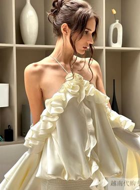 越十年越南小众品牌ononmade荷叶边挂脖吊带露背性感上衣包臀短裙