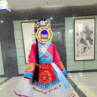 快乐阳光儿童演出服纳西族天雨流芳女童表演服纳西飞歌租赁