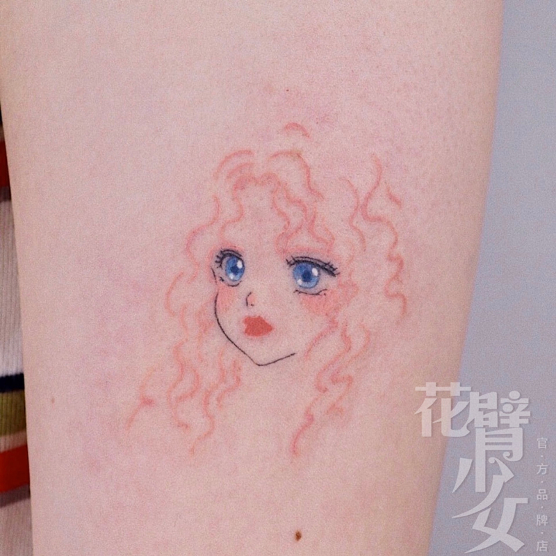 花臂少女tattoo 261 ins线条粉发红唇蓝眼少女卡通软妹可爱纹身贴