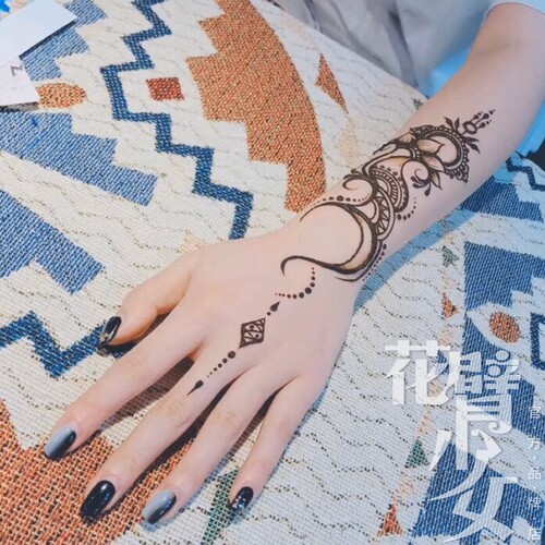 花臂少女TATTOO D147 手背印度海娜异域风月牙符文纹身贴一张三个