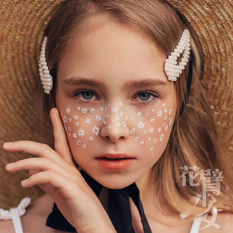 花臂少女tattoo 2020新品新工艺白色加彩色小雏菊个性妆容纹身贴