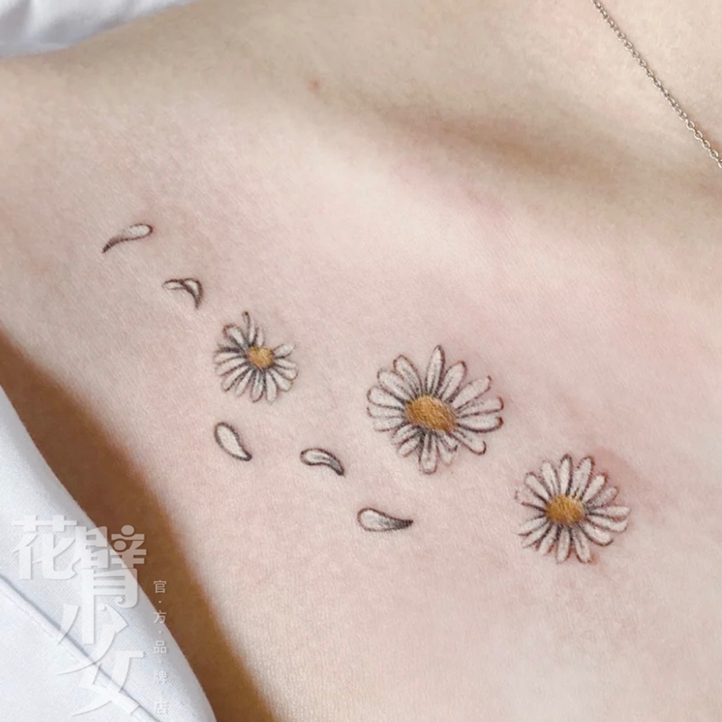 花臂少女TATTOO2020新品新工艺白色纹身贴性感锁骨小雏菊花朵花瓣