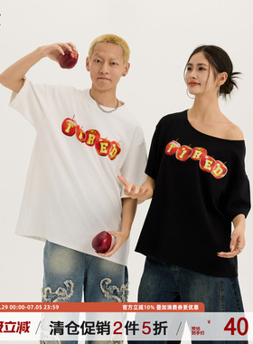 TIRED美式潮流男女同款苹果印花短袖t恤夏季薄款露肩上衣潮牌tee