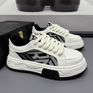 特大码 新款 男士 透气休闲鞋 宽脚宽楦男鞋 潮流轻便百搭板鞋 2026春季