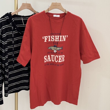 四季青egg美式复古红色印花字母圆领短袖宽松T恤女实拍