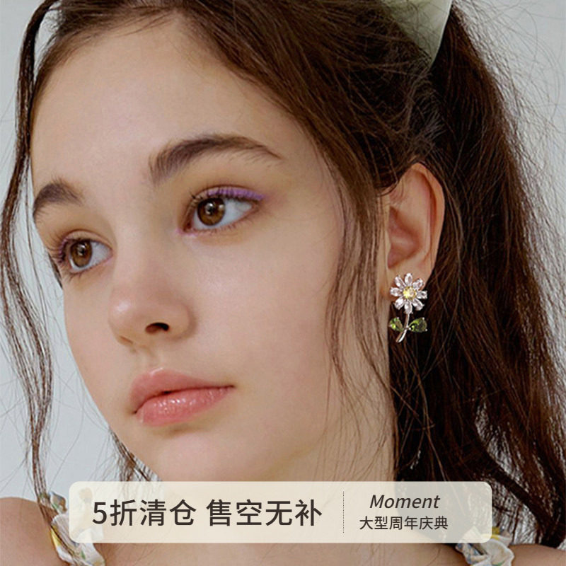 雏菊水晶花朵耳环耳饰图片