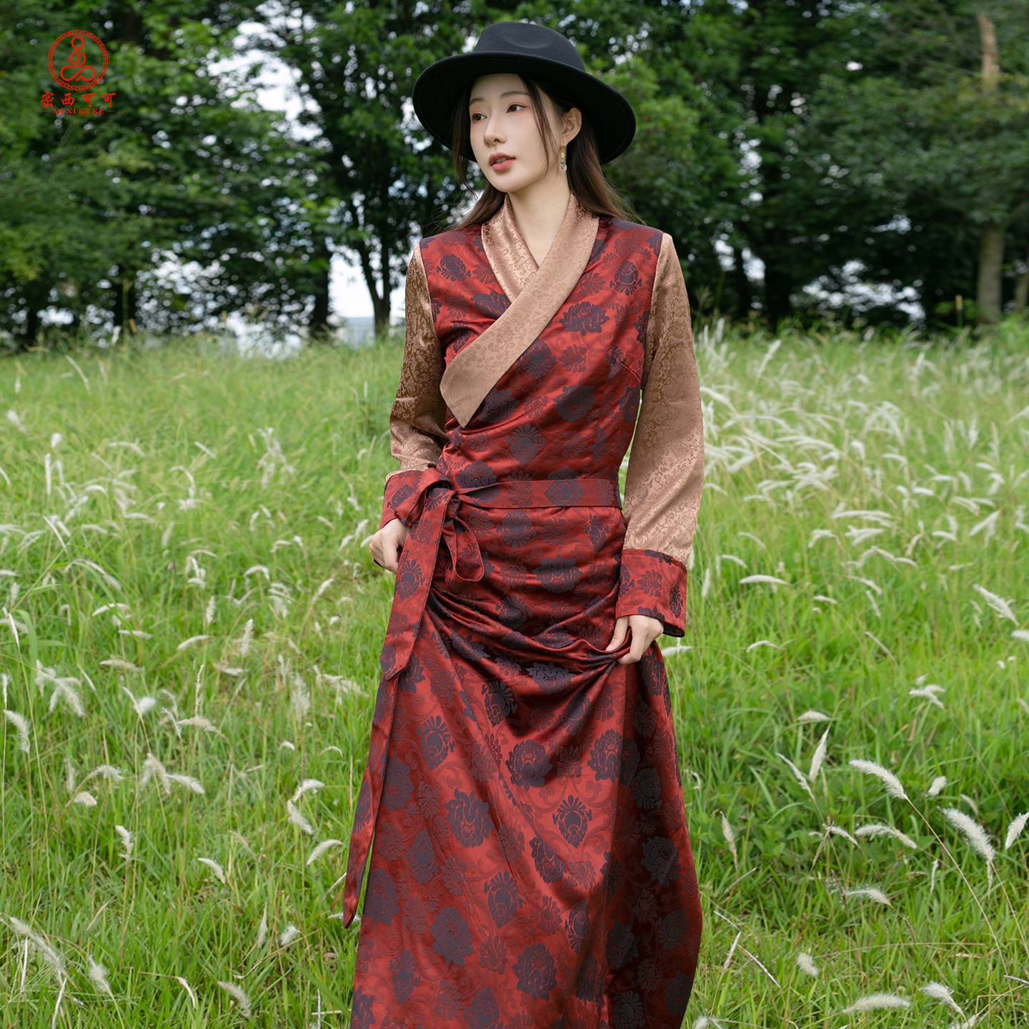 藏族女宝相花假两件锅庄裙