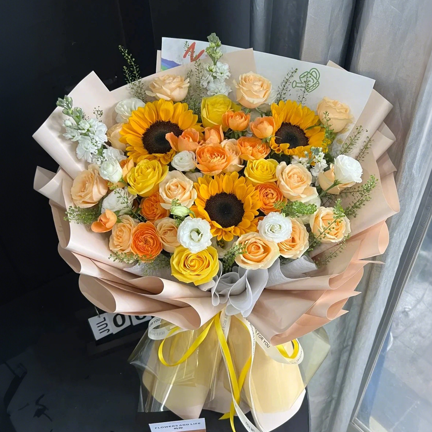 向日葵鲜花花束同城速递小时达北京上海广州深圳店女友同学毕业季