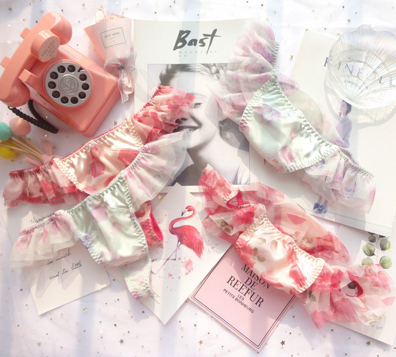 五条包邮 日系海报款光泽感网纱甜美女生内裤三角裤女式丁字裤t裤