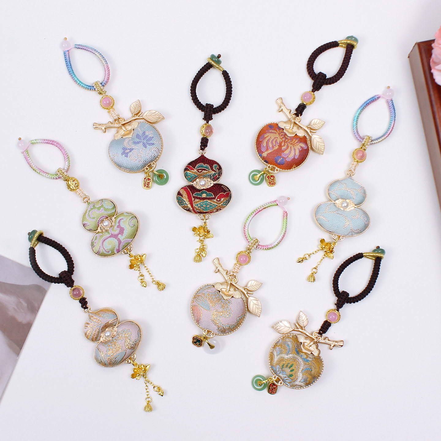 2025新款女宋锦葫芦钥匙扣手工桑蚕丝流苏包挂中国风非遗珠饰挂件