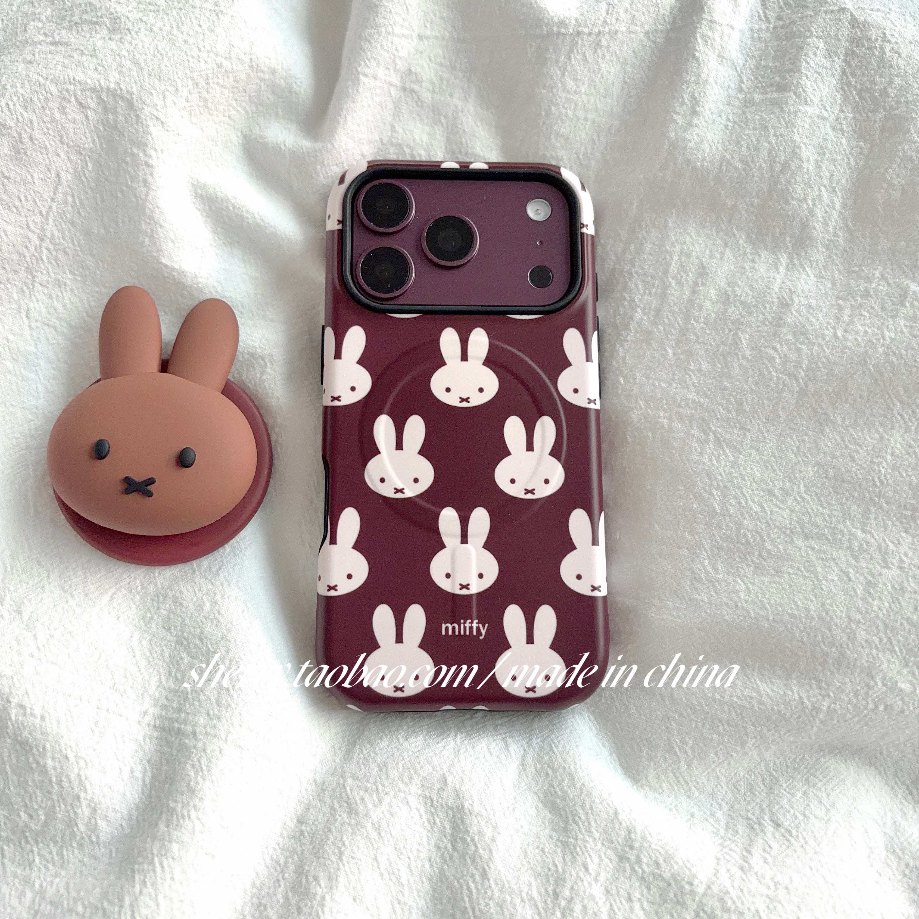 SHERRY*ins风秋冬复古棕红满屏兔子磁吸适用于苹果18ProMax手机壳iPhone17Pro小众少女心16简约15卡通可爱