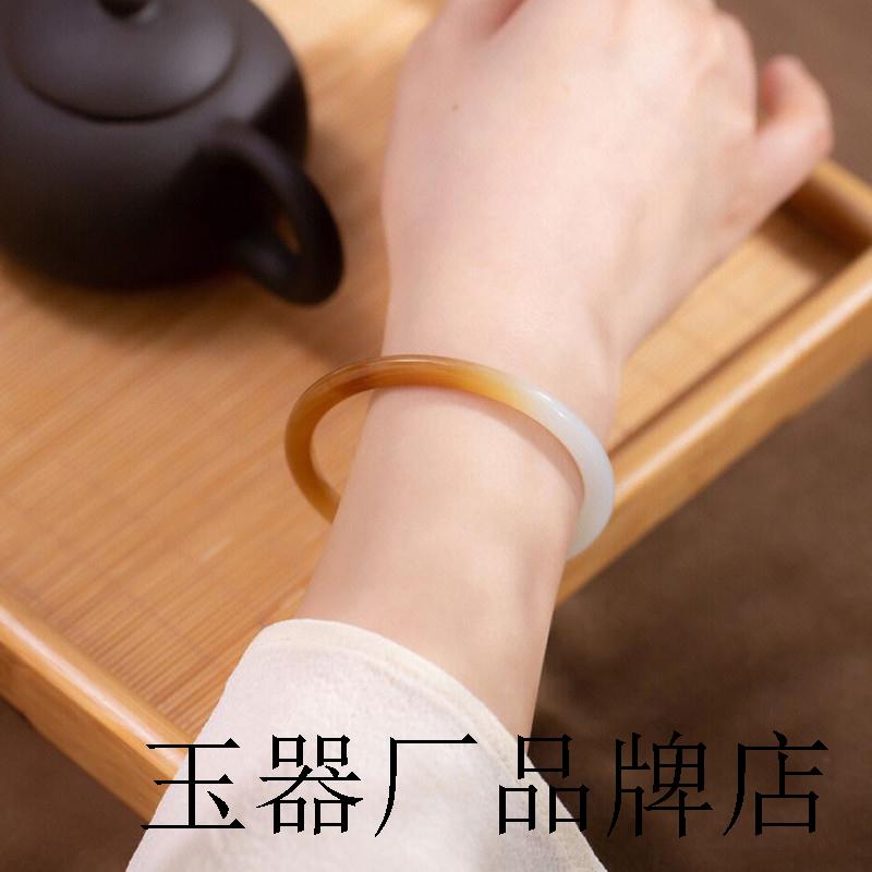 高端新疆和田玉羊脂白玉且末糖白圆条叮当手镯俏色玉镯籽料送礼物