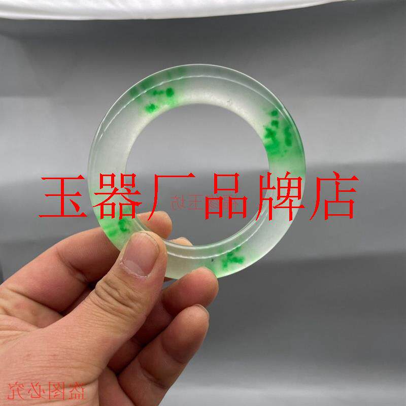 精品缅甸翡翠色宽边白底飘绿花手镯翡翠色冰种老坑玉镯子一对女款