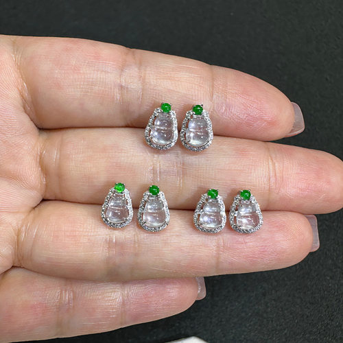 缅甸A货玻璃种白冰葫芦耳钉18k金镶钻石玻璃钢起光葫芦翡翠耳饰女