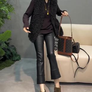 高端八分皮裤女春秋欧货pu皮拼接微喇叭直筒身哑光高腰休闲烟筒裤