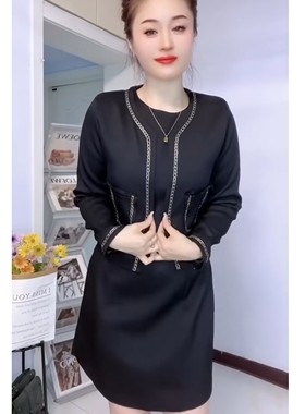 2026春秋季节小香风黑色链条装饰连衣裙女秋季名媛气质显瘦套装裙