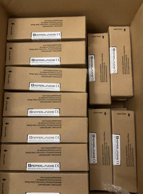 德国超声波传感器UC2000-30GM-IUR2-V15全新原装正品大量现货包邮