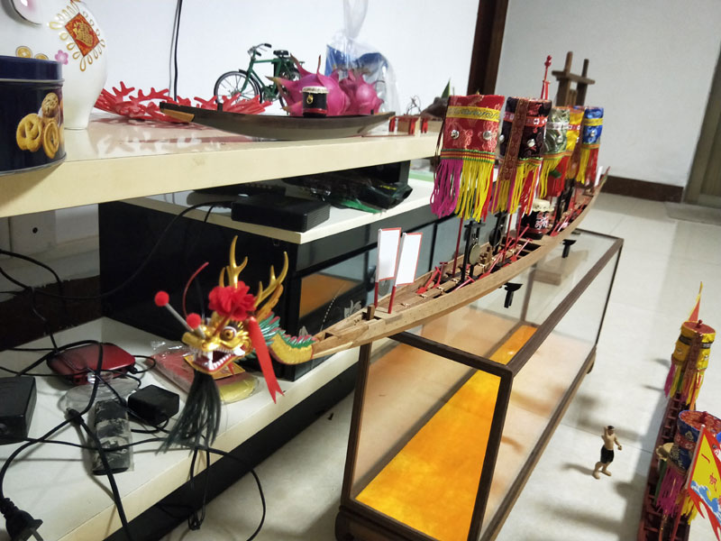 传统龙舟模型 龙船家居饰品工艺船摆件抽象龙头实木雕刻